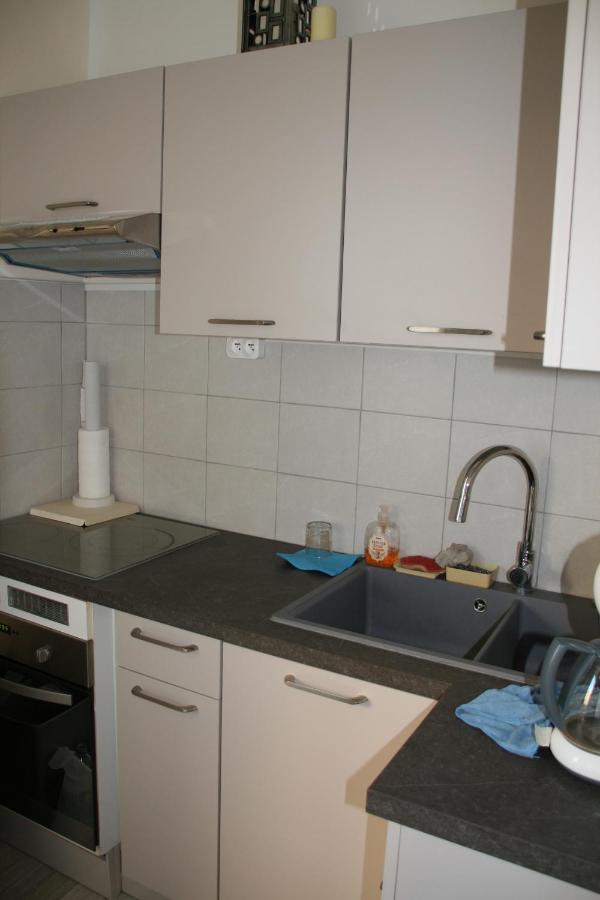 Appartement T3 Vue Sur Port Грюїссан Екстер'єр фото